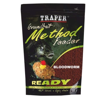 Wetted groundbait Traper Method Feeder - Bloodworm - 750 g